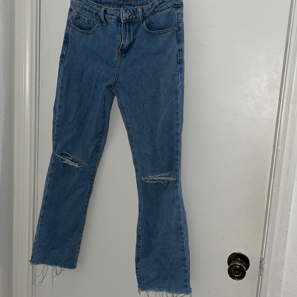 Girls Ripped Front Raw Hem Jeans
